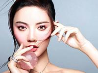 解梦看把同情当爱情的女人