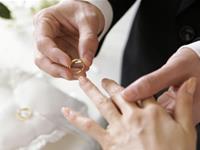 哪些星女结婚时更看重物质