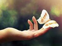 始终相信爱情，这些星座不信邪