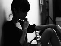 开始新恋情才能忘记旧恋情的星女