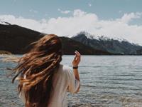 ta对这份感情是否已经厌倦了呢