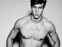 双鱼座男生适合什么样的女人