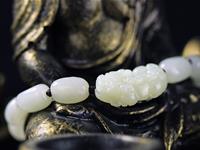 八方貔貅手链怎么佩戴？