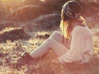 爱情中有理智不随便吃醋的星座女