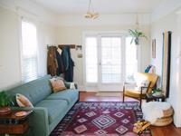 卧室风水禁忌：床头靠窗，噩梦厄运无边