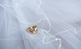 该结婚的时候就结婚吧