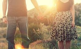 外表腼腆，但在感情上十分开放的星座