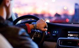 梦见朋友开车是什么意思