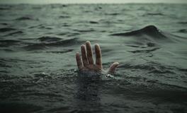 梦见在大水中是什么意思