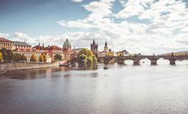 属马的人适合住几楼