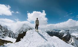 梦见亲戚哭是什么预兆