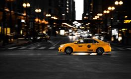 女人梦见车翻了人没事