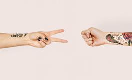 女人梦见自己来例假