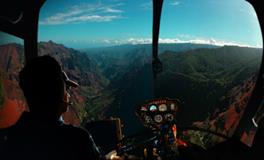 女人梦见平静的大海