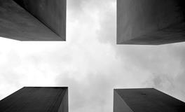 女人梦见自己被打劫了