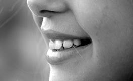 梦到大牙掉了是什么意思