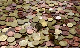 梦见自己的钱被别人拿走了