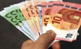 梦见卖东西别人给我钱