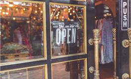 属虎的人开什么店最赚钱