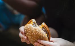 做梦梦到吃辣条