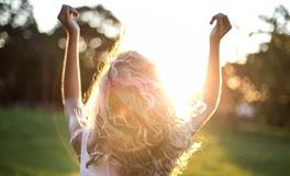 梦见别人的车着火了