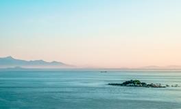 女人梦见鱼塘里好多鱼