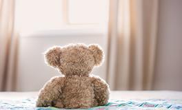 女人梦见满地虫子