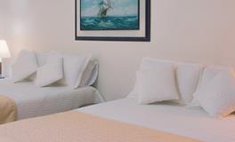 梦见嘴巴里吐出活虫子