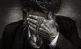 做梦梦到蛇吓醒了