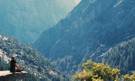 梦到自己想哭哭不出来