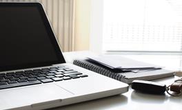 女人梦见在别人家小便