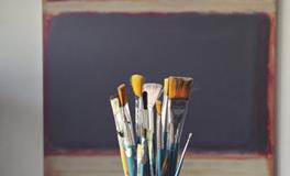 梦到从耳朵里掏出东西