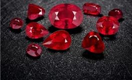 巨蟹座的专属宝石