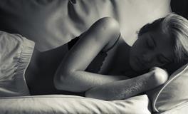 晚上做梦梦到死人了预示着什么