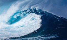 女人梦见在海边