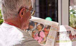 梦见不认识的老人