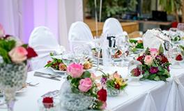 梦见妻子和别人喝酒