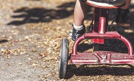 梦见别人开着自己的车