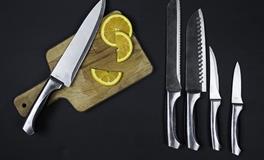 梦见自己拿刀捅人