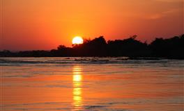 一旦结婚就踏实一辈子的四个星座，摩羯用心维护，天蝎拒绝诱惑