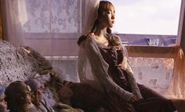 千里姻缘一线牵，三生肖待脱单，二月份真爱将至，一生相亲相爱！