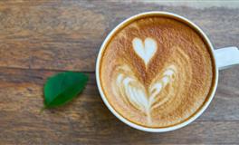 脾气“犟得像驴”的三生肖女，却又漂亮有气质，深受丈夫宠爱