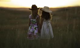 爱得理智冷静的星座，即使热恋也不会失去自我，不会过度依赖对方