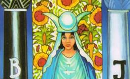 塔罗牌教程：女祭司，又称女教主(The High Priestess)正位/逆位牌义解牌教程