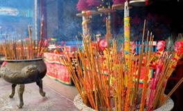 如何烧香才能到神明保佑