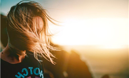 狮子女面对男友的唠叨作何反应