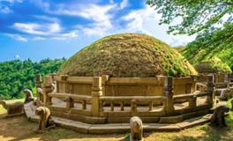 能出贵人的坟墓风水特征