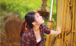 理论视角：压力与星盘上升点