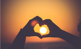 YAO叔星座2025年7月7日运势：“不如活得今天很自在”