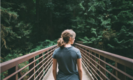 YAO叔星座2025年9月10日运势：切忌奢侈浪费